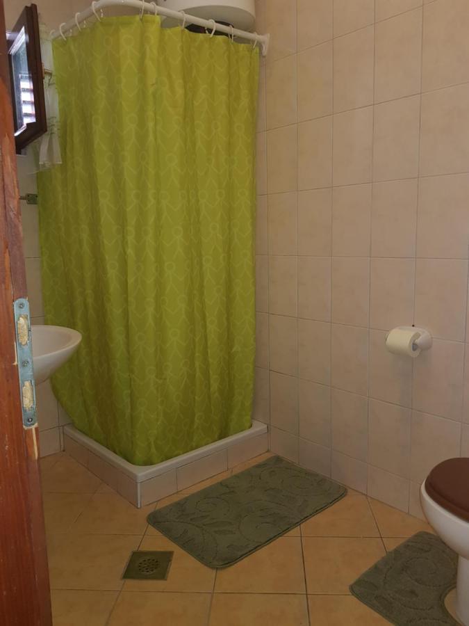 Apartmani Tommy Pag Town Esterno foto