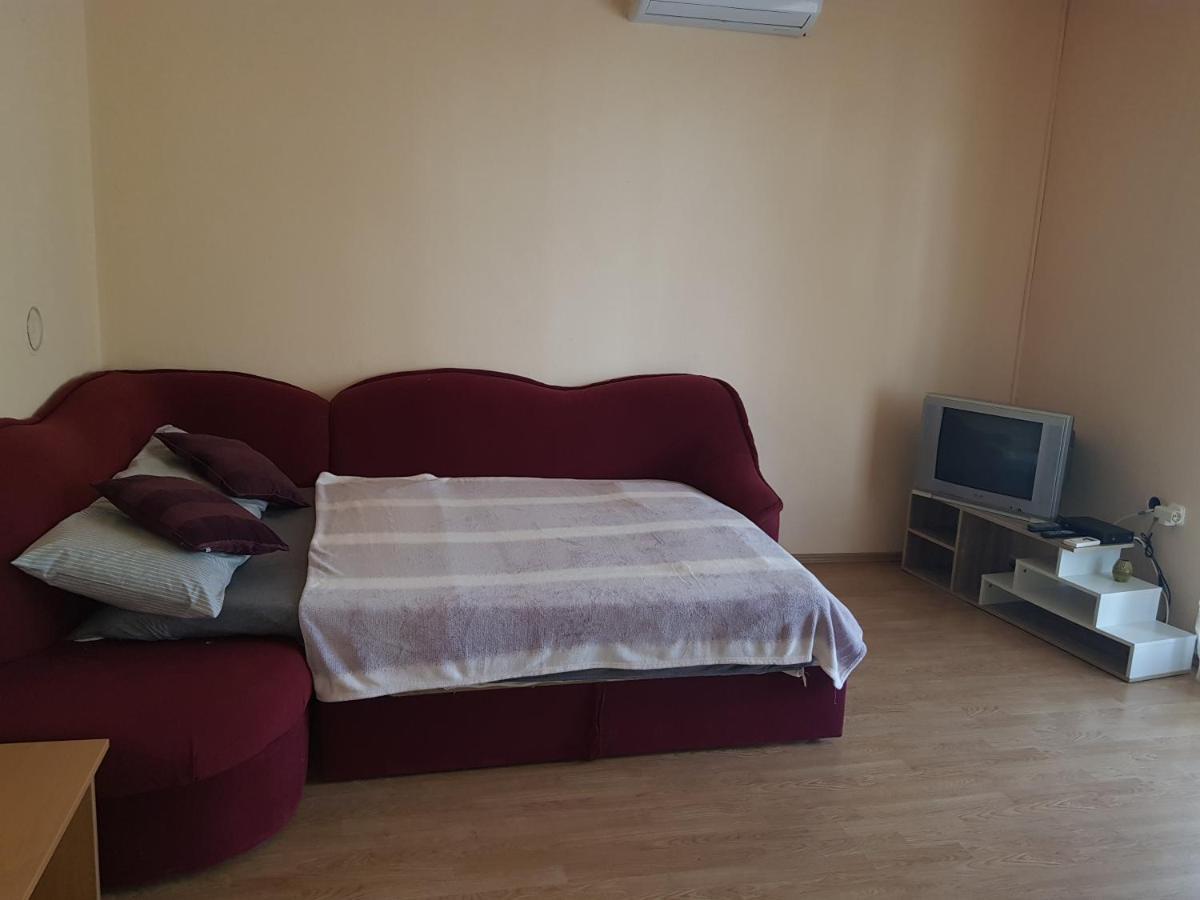 Apartmani Tommy Pag Town Esterno foto